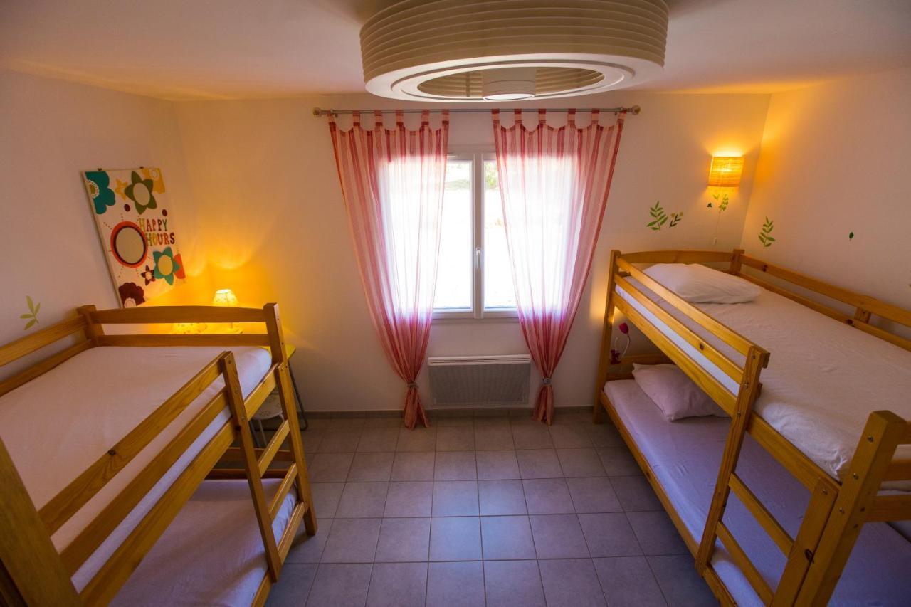 Les Villas De Perret Joyeuse Exterior photo