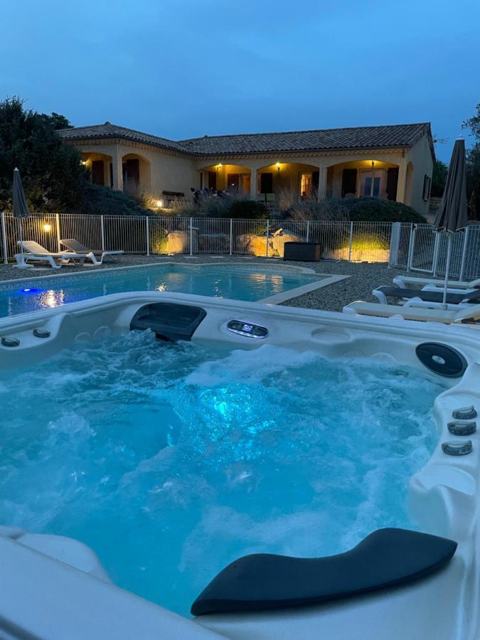 Les Villas De Perret Joyeuse Exterior photo
