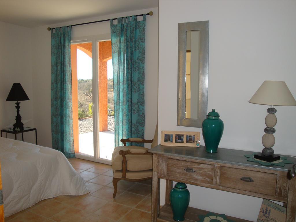 Les Villas De Perret Joyeuse Room photo