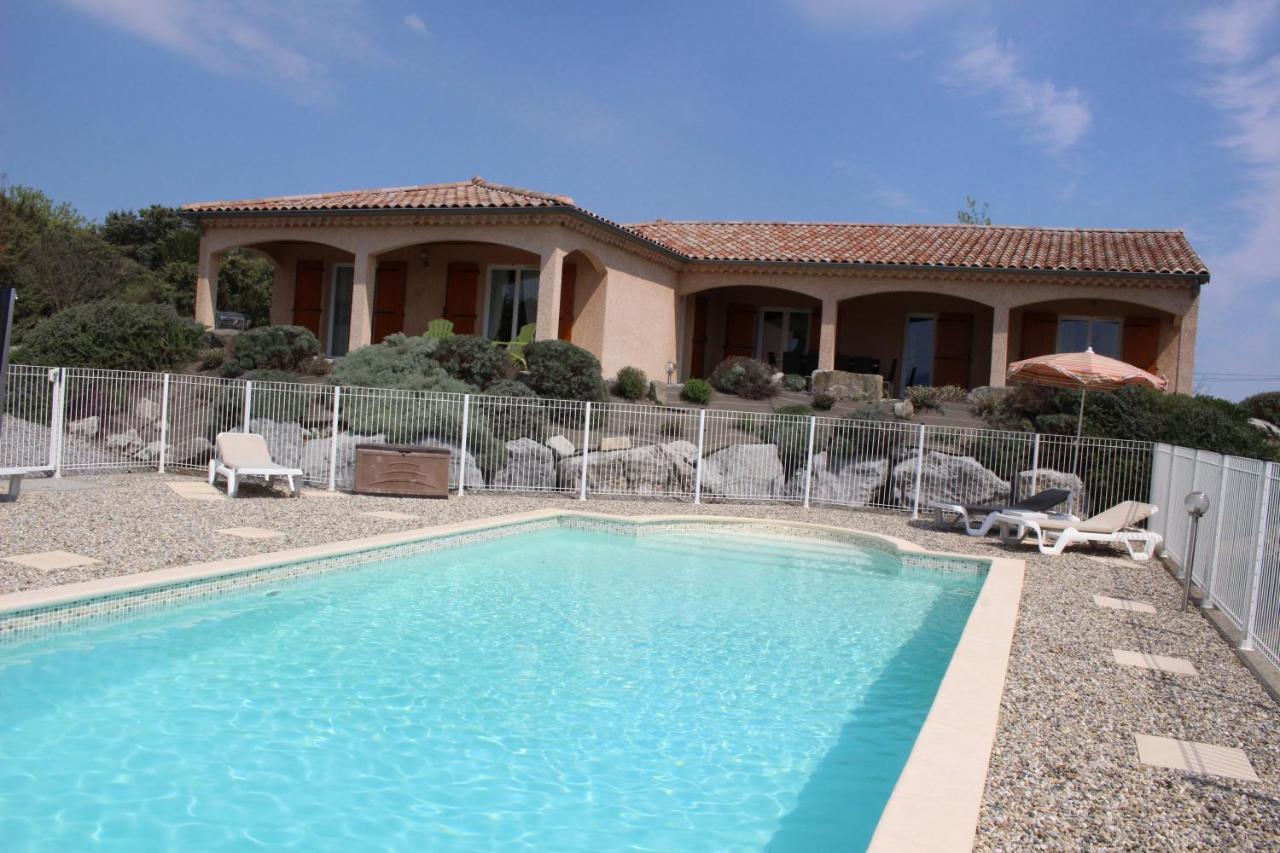 Les Villas De Perret Joyeuse Exterior photo