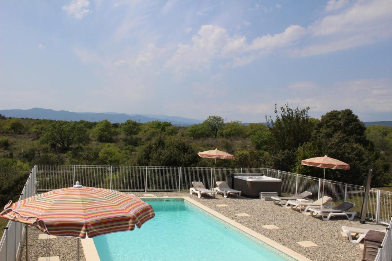 Les Villas De Perret Joyeuse Exterior photo
