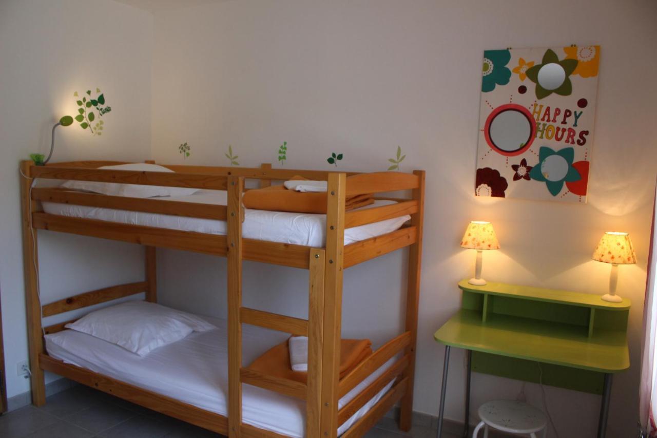 Les Villas De Perret Joyeuse Exterior photo