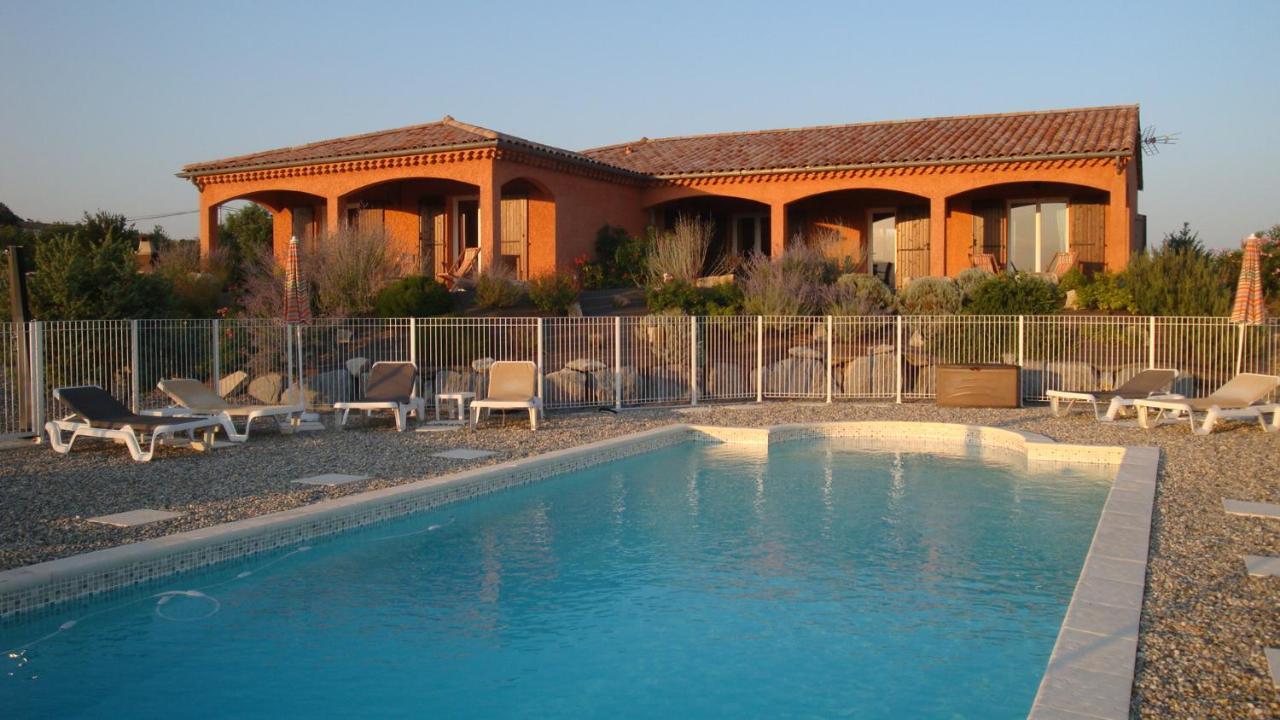 Les Villas De Perret Joyeuse Exterior photo